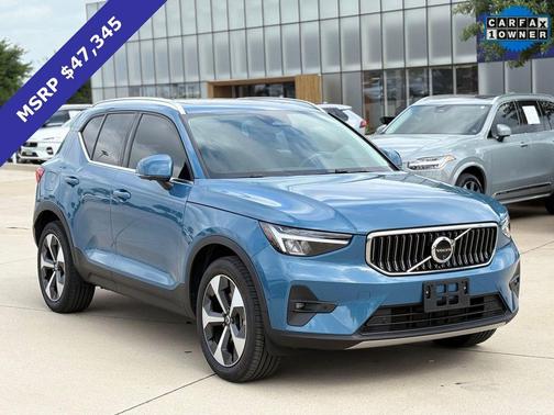 Fjord Blue Metallic 2025 Volvo XC40 B5 Plus Bright Theme