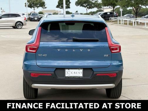 Fjord Blue Metallic 2025 Volvo XC40 B5 Plus Bright Theme
