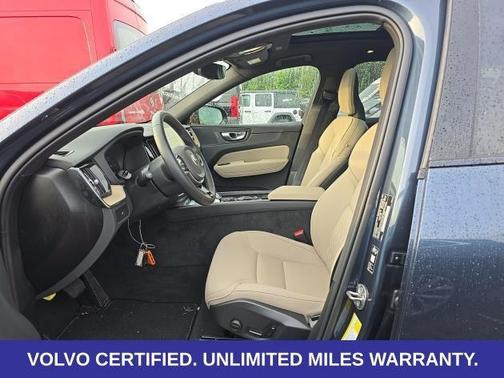 Denim Blue Metallic 2026 Volvo XC60 B5 Plus