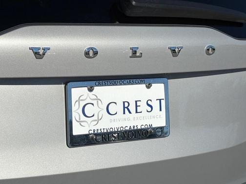 2025 Volvo XC90 B6 Plus 7-Seater