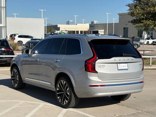 2025 Volvo XC90 B6 Plus 7-Seater