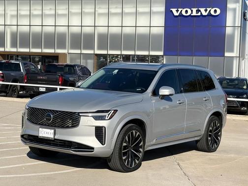 2025 Volvo XC90 B6 Plus 7-Seater