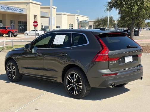2021 Volvo XC60 T5 Momentum