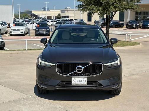 2021 Volvo XC60 T5 Momentum