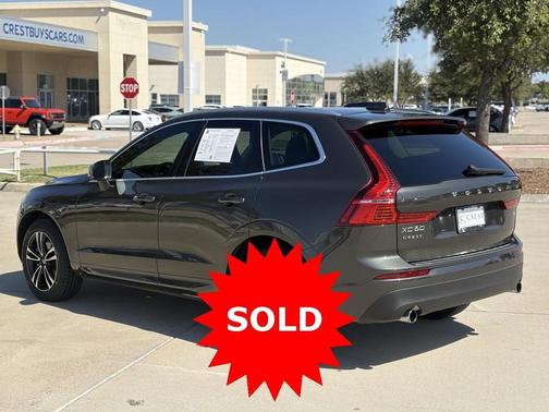 2021 Volvo XC60 T5 Momentum