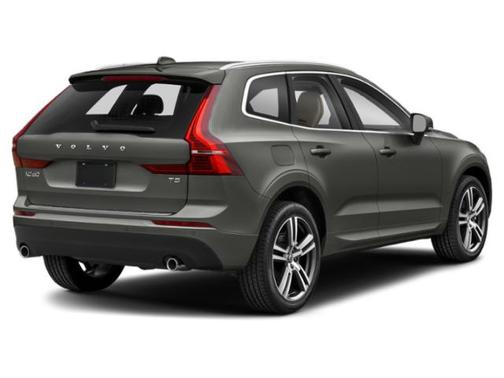 2021 Volvo XC60 T5 Momentum