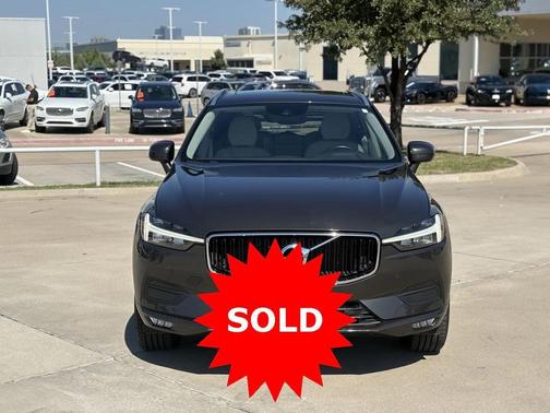 2021 Volvo XC60 T5 Momentum