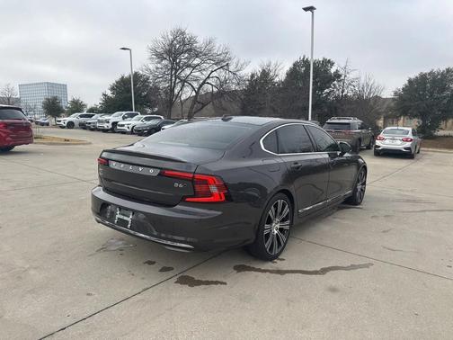 2023 Volvo S90 Ultimate