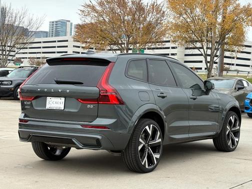 2026 Volvo XC60 B5 Ultra