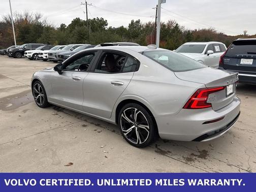 2024 Volvo S60 Ultimate