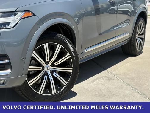 2022 Volvo XC90 T6 Inscription