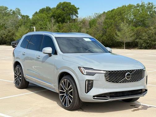 2026 Volvo XC90 B6 Ultra 6-Seater