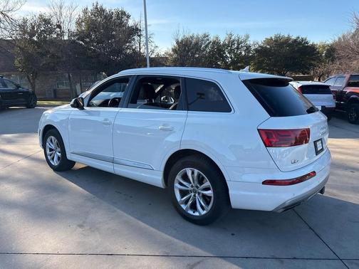 2017 Audi Q7 3.0T Premium