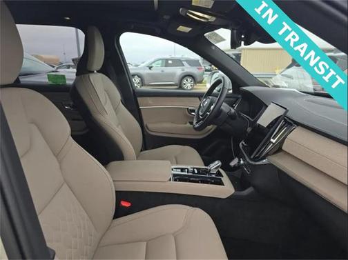 2025 Volvo XC90 B6 Plus 7-Seater