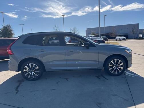 2024 Volvo XC60 B5 AWD