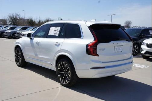 2025 Volvo XC90 Plug-In Hybrid T8 (2025.5) Core 7-Seater