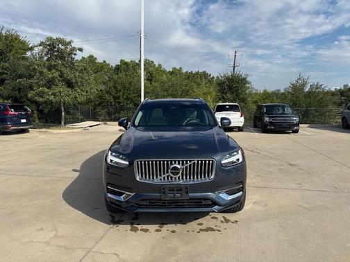 2023 Volvo XC90 Recharge Plug-In Hybrid Ultimate