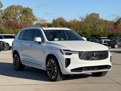 2026 Volvo XC90 B6 Ultra 7-Seater