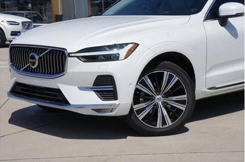 2022 Volvo XC60 B5 Inscription