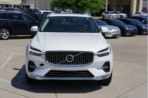 2022 Volvo XC60 B5 Inscription
