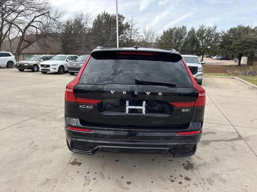 2025 Volvo XC60 B5 AWD