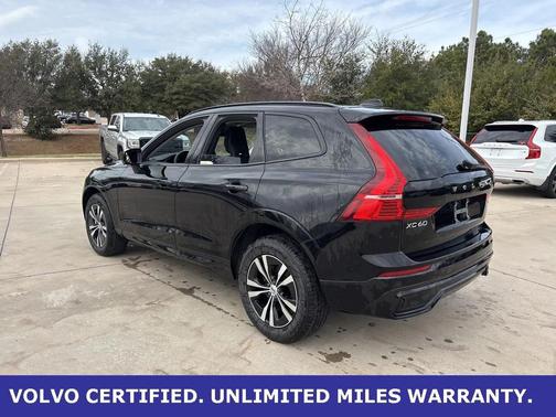 2025 Volvo XC60 B5 AWD