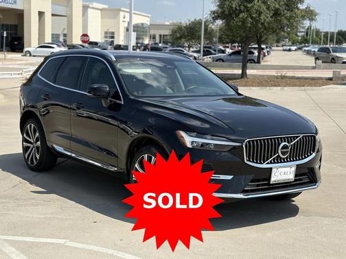 2023 Volvo XC60 B5 Ultimate Bright Theme
