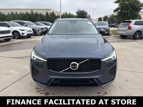 Denim Blue Metallic 2025 Volvo XC60 B5 AWD