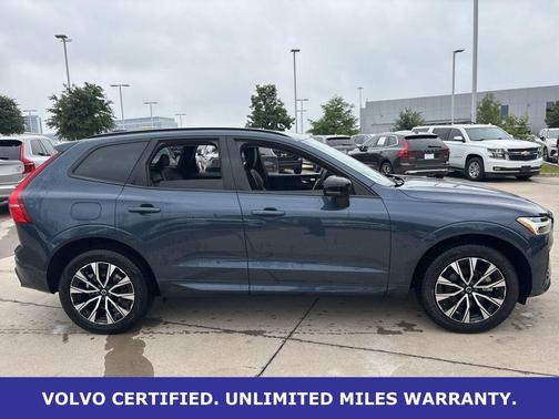 Denim Blue Metallic 2025 Volvo XC60 B5 AWD
