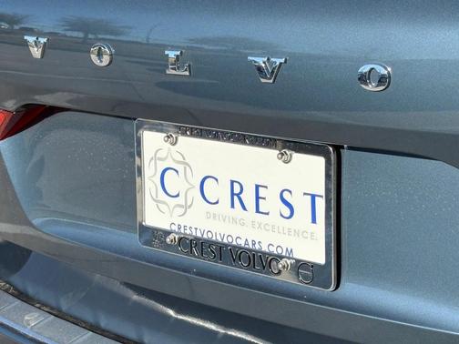 2026 Volvo XC60 Plug-In Hybrid T8 Plus