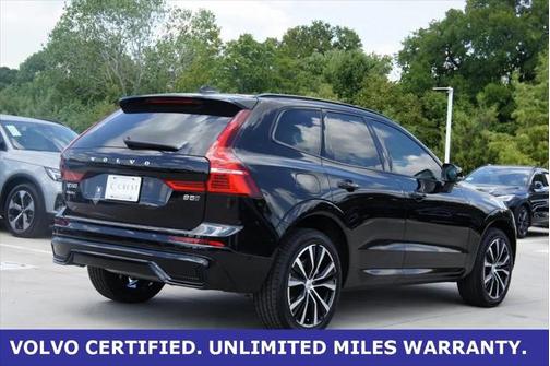 2025 Volvo XC60 B5 Plus
