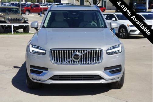 2024 Volvo XC90 B6 Plus Bright Theme 6-Seater