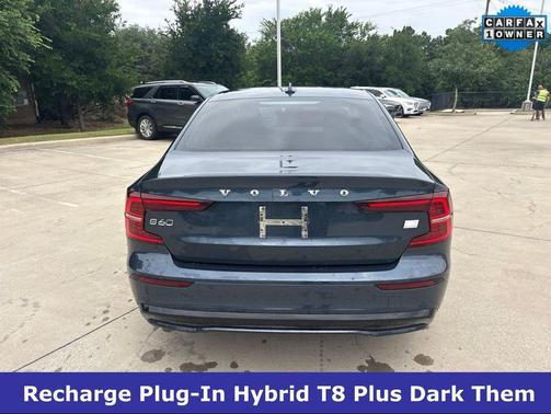 Denim Blue Metallic 2024 Volvo S60 Recharge Plug-In Hybrid T8 Plus Dark Theme