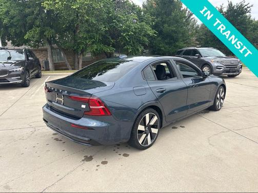 Denim Blue Metallic 2024 Volvo S60 Recharge Plug-In Hybrid T8 Plus Dark Theme