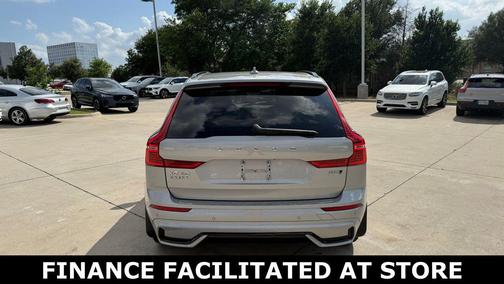 Silver Dawn Metallic 2023 Volvo XC60 B5 Plus Dark Theme