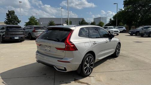 Silver 2023 Volvo XC60 B5 Plus Dark Theme
