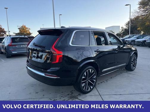 2025 Volvo XC90 B6 Plus 7-Seater