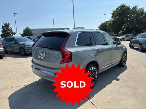 2025 Volvo XC90 B6 Plus 7-Seater