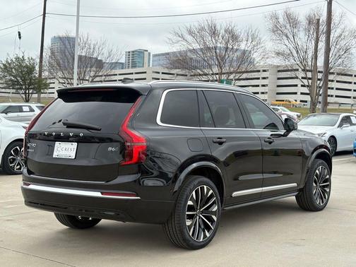 Onyx Black 2026 Volvo XC90 B6 Ultra 6-Seater