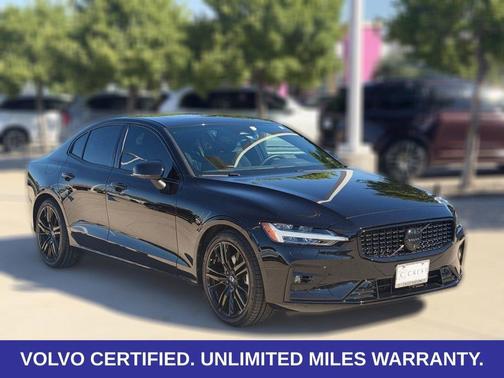 Onyx Black Metallic 2024 Volvo S60 B5 Plus Black Edition
