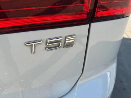 2020 Volvo XC60 T5 Inscription