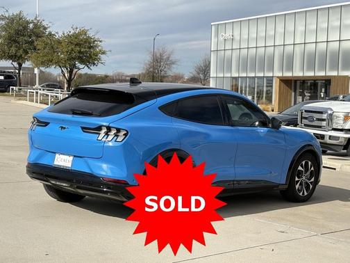 2022 Ford Mustang Mach-E Premium