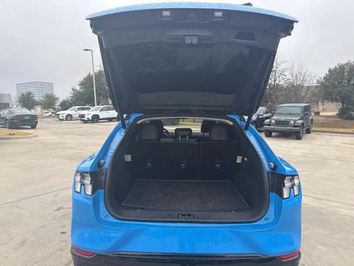 2022 Ford Mustang Mach-E Premium