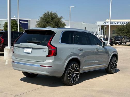 2026 Volvo XC90 B6 Ultra 7-Seater