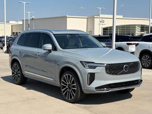 2026 Volvo XC90 B6 Ultra 7-Seater