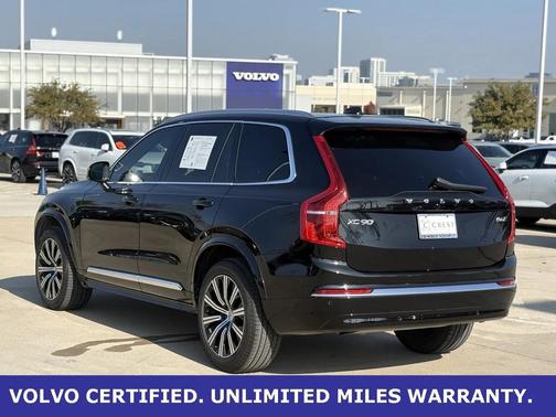 2024 Volvo XC90 B6 Plus Bright Theme