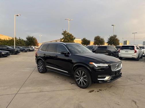 2024 Volvo XC90 B6 Plus Bright Theme