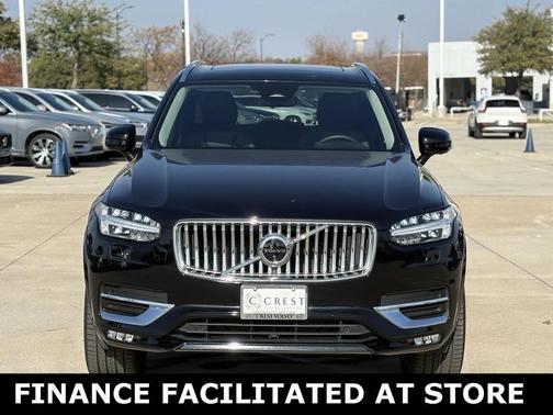 2024 Volvo XC90 B6 Plus Bright Theme