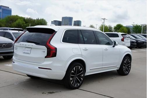 2025 Volvo XC90 Plug-In Hybrid T8 (2025.5) Ultra 7-Seater