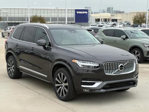 2023 Volvo XC90 B6 Plus 6-Seater